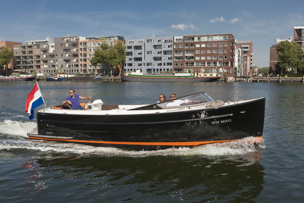 Te koop Antaris Seventy7 Touring Sloepen | Bomert Watersport